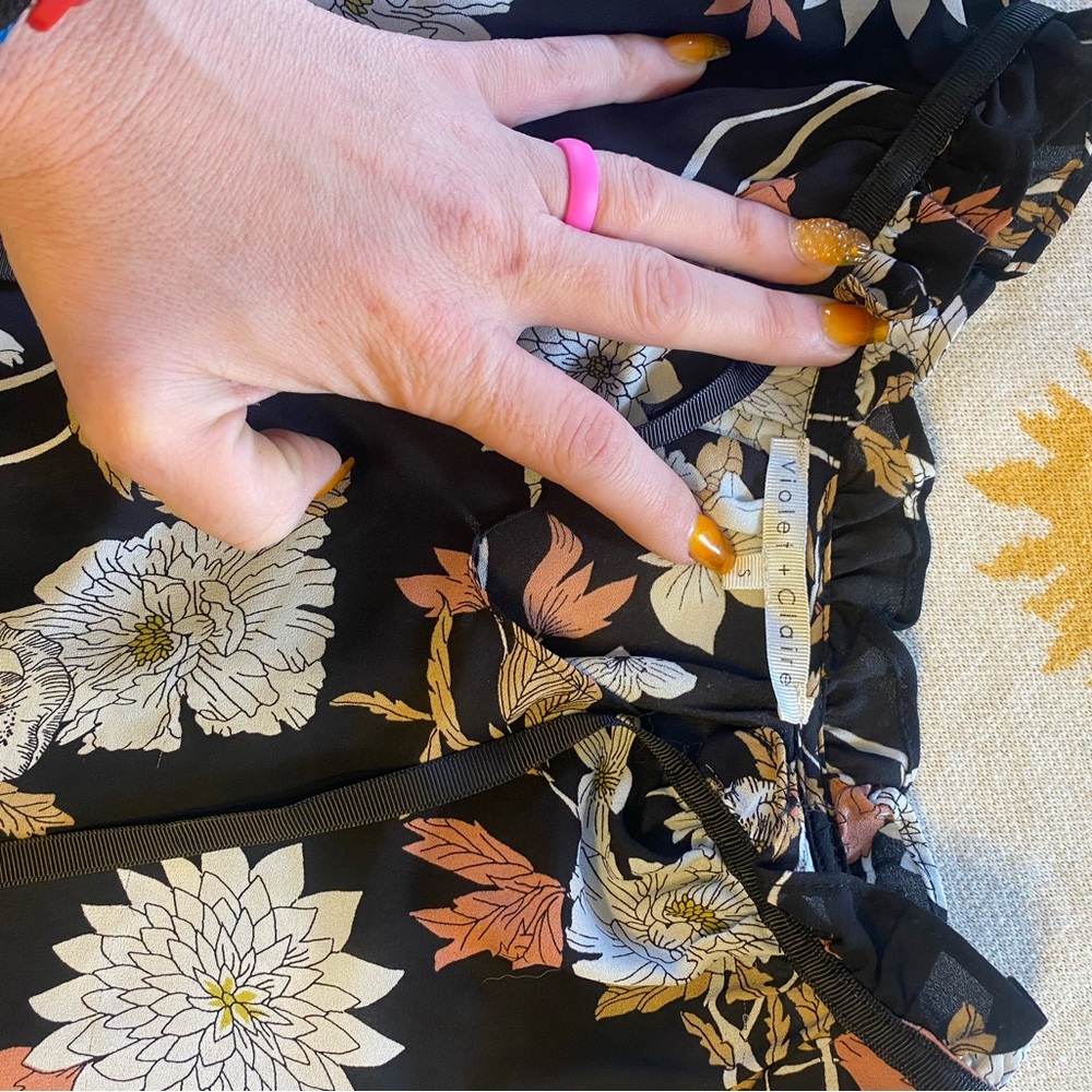 Violet & Claire Black Floral Dress